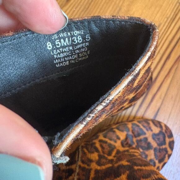 Jessica Simpson leather cheetah print studded heel booties SIZE 8.5 - Picture 3 of 7